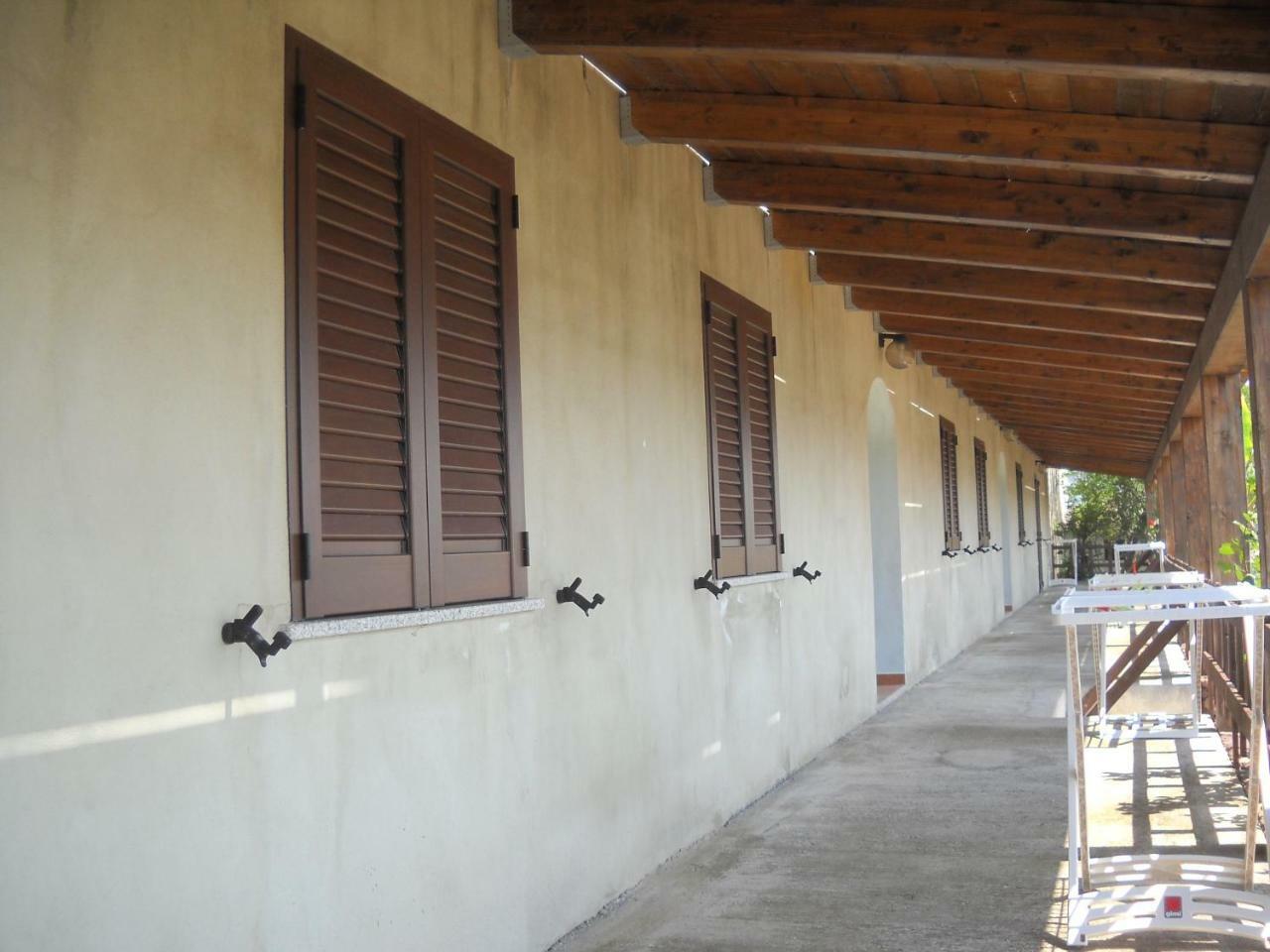Agriturismo Su Tiresi กาลาโกโนเน ภายนอก รูปภาพ